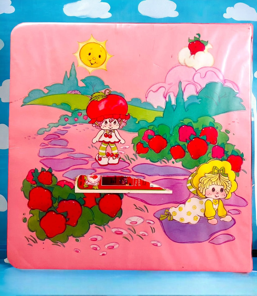 Vintage 1981 Strawberry Shortcake "Strawberry Land" Display Case Folder for Strawberry Shortcake Miniatures!