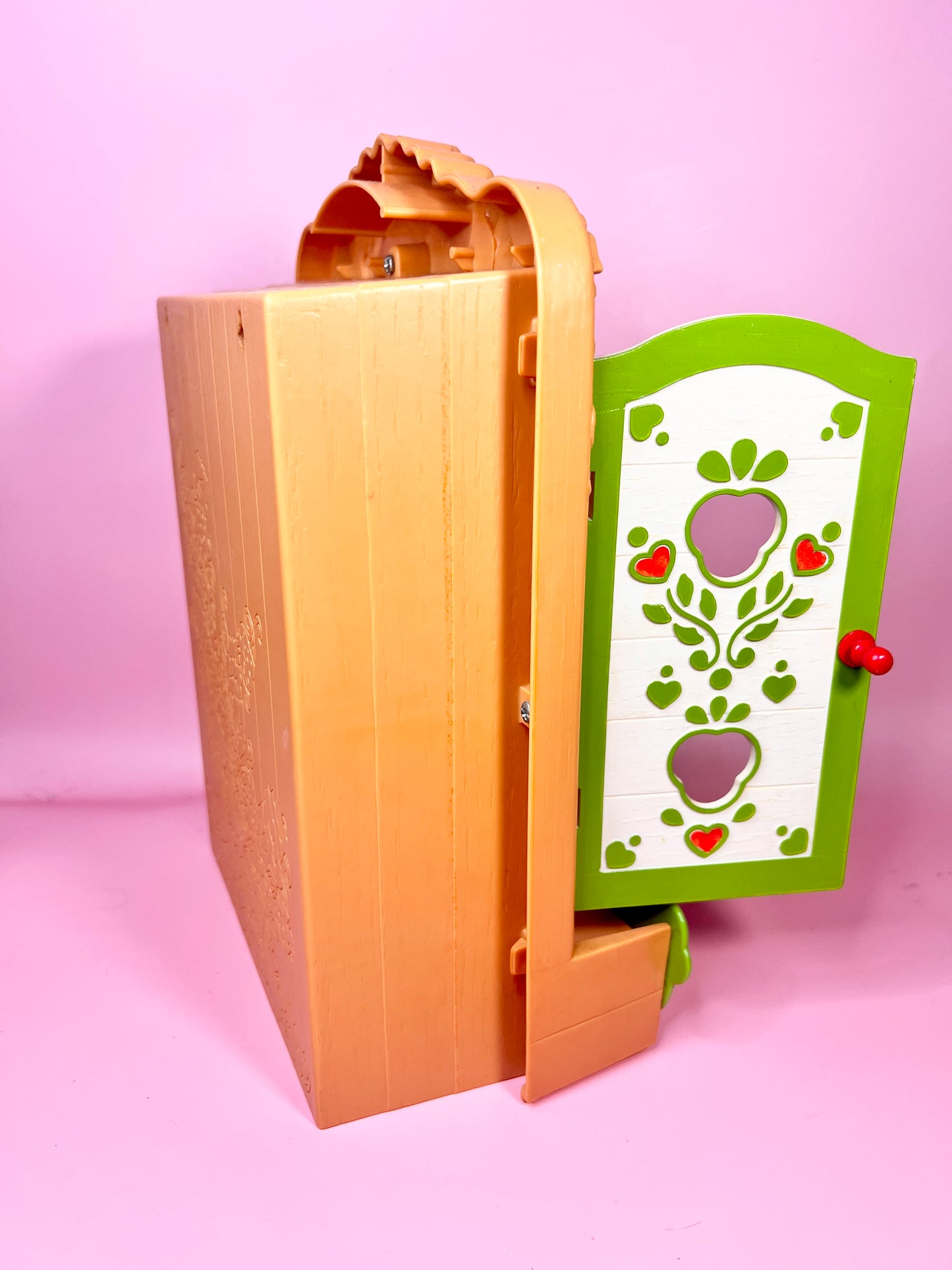 Vintage 1980s Strawberry Shortcake Display Cabinet for Strawberryland Miniatures