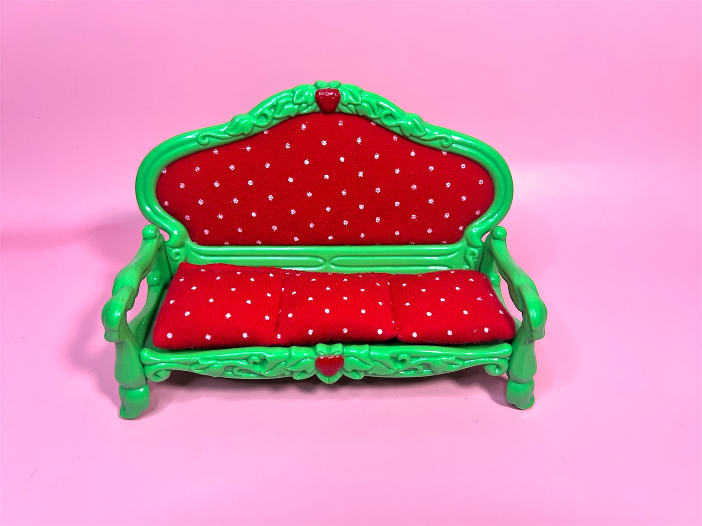Vintage 1983 Strawberry Shortcake Berry Happy Home Living Room Couch