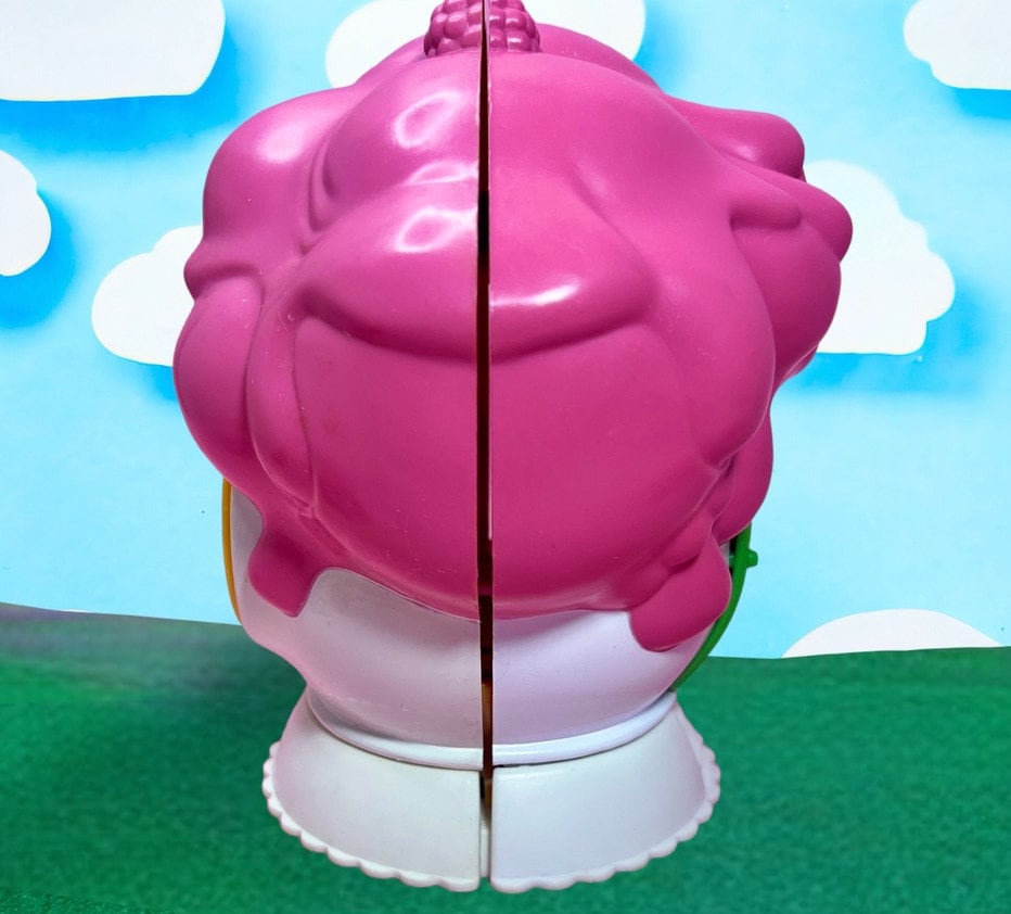 1981 Vintage Strawberry Shortcake "Raspberry Soda Shop” with Raspberry Tart Figurine - Miniature Strawberryland House Complete 1981 Kenner