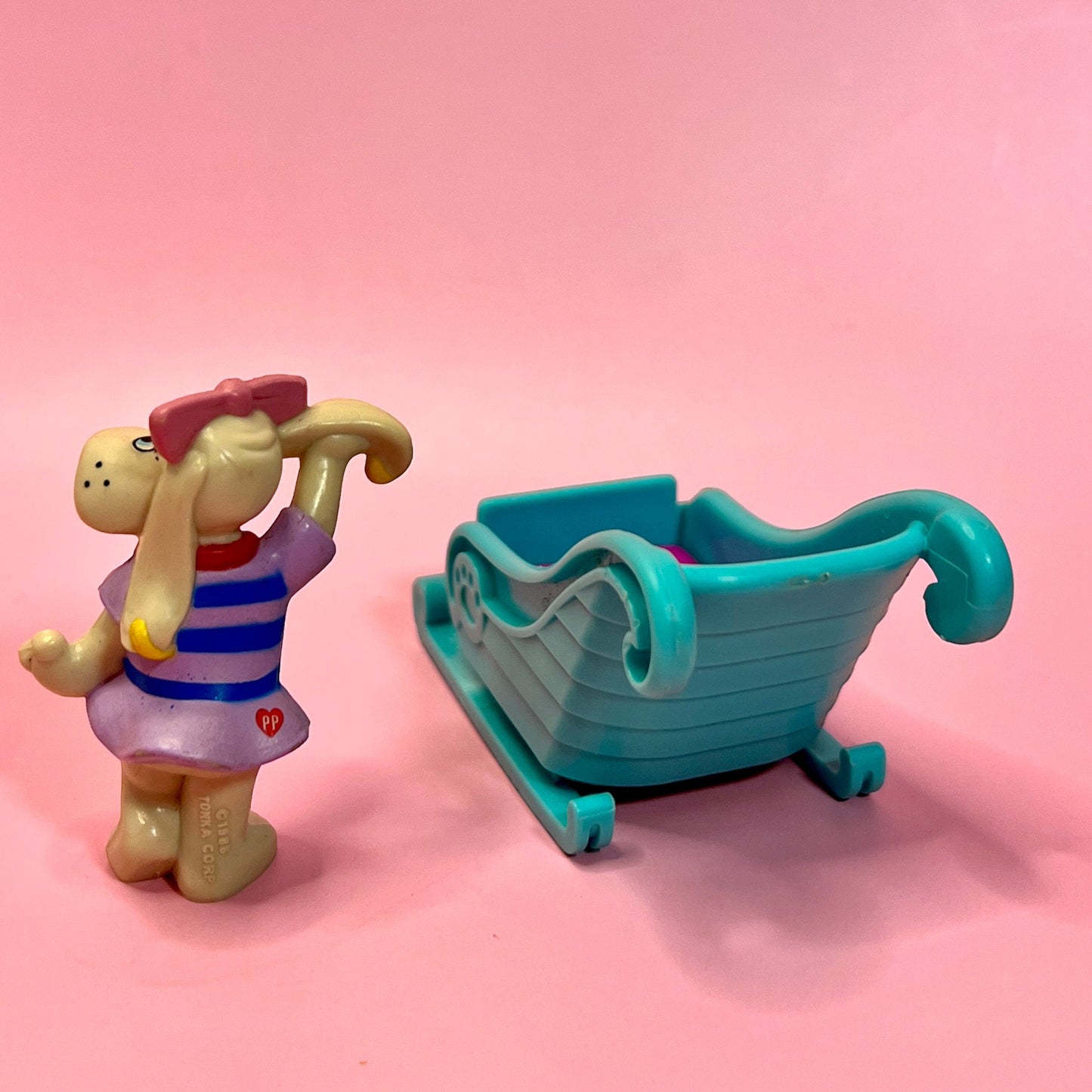 Vintage 1985 Pound Puppies Figurine Girl with Sleigh - Dolly Magic