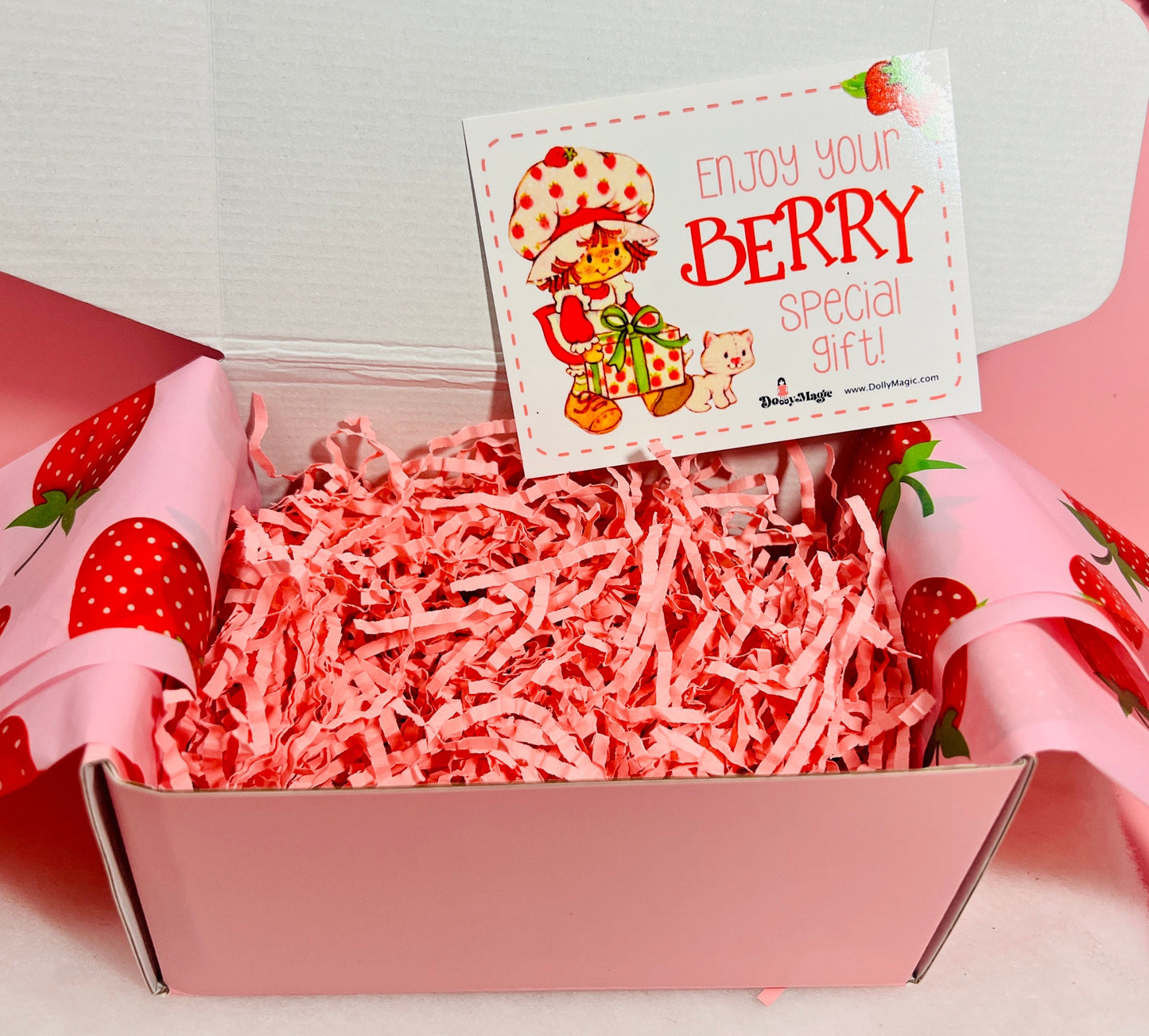 1984 Strawberry Shortcake "Up, Up And Away" Hot Air Balloon Ornament - Vintage Charm for Your Tree! - Dolly Magic