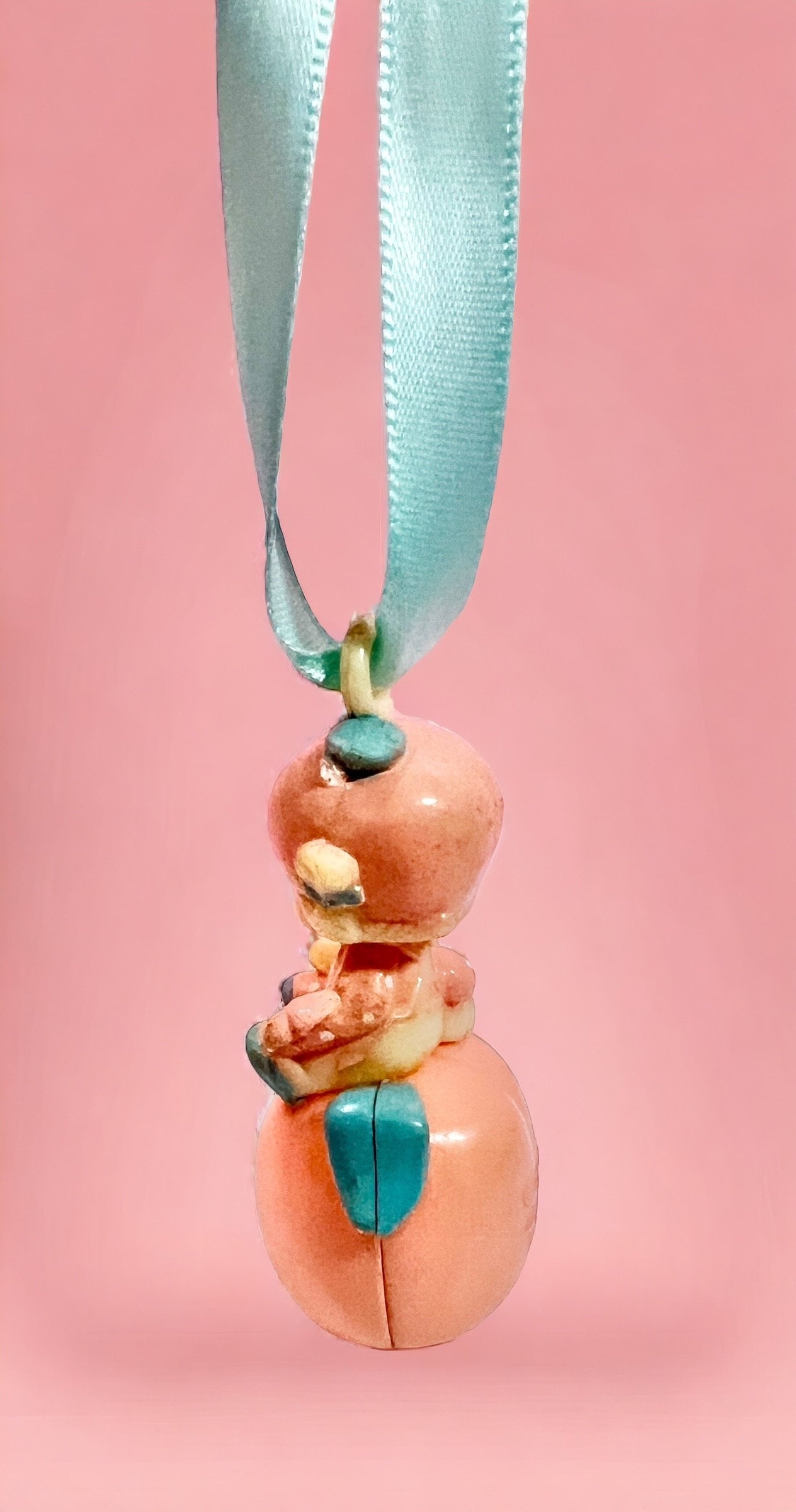 Rare Vintage 1981 Strawberry Shortcake "Apricot" Pendant Gift Package - Dolly Magic