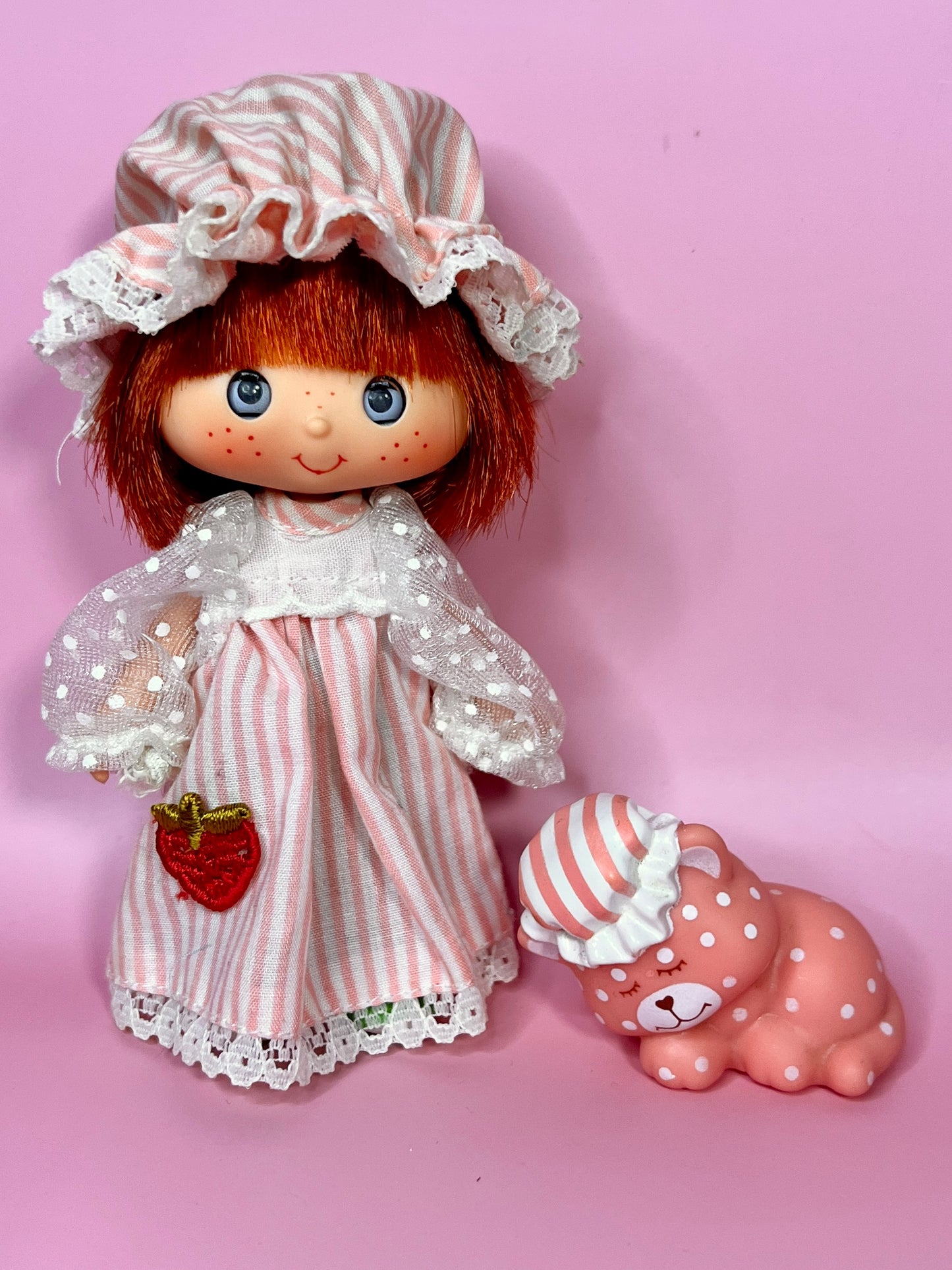 Vintage Strawberry Shortcake Sweet Sleeper doll with pet Custard the Cat from the 1980s Strawberry Shortcake Series