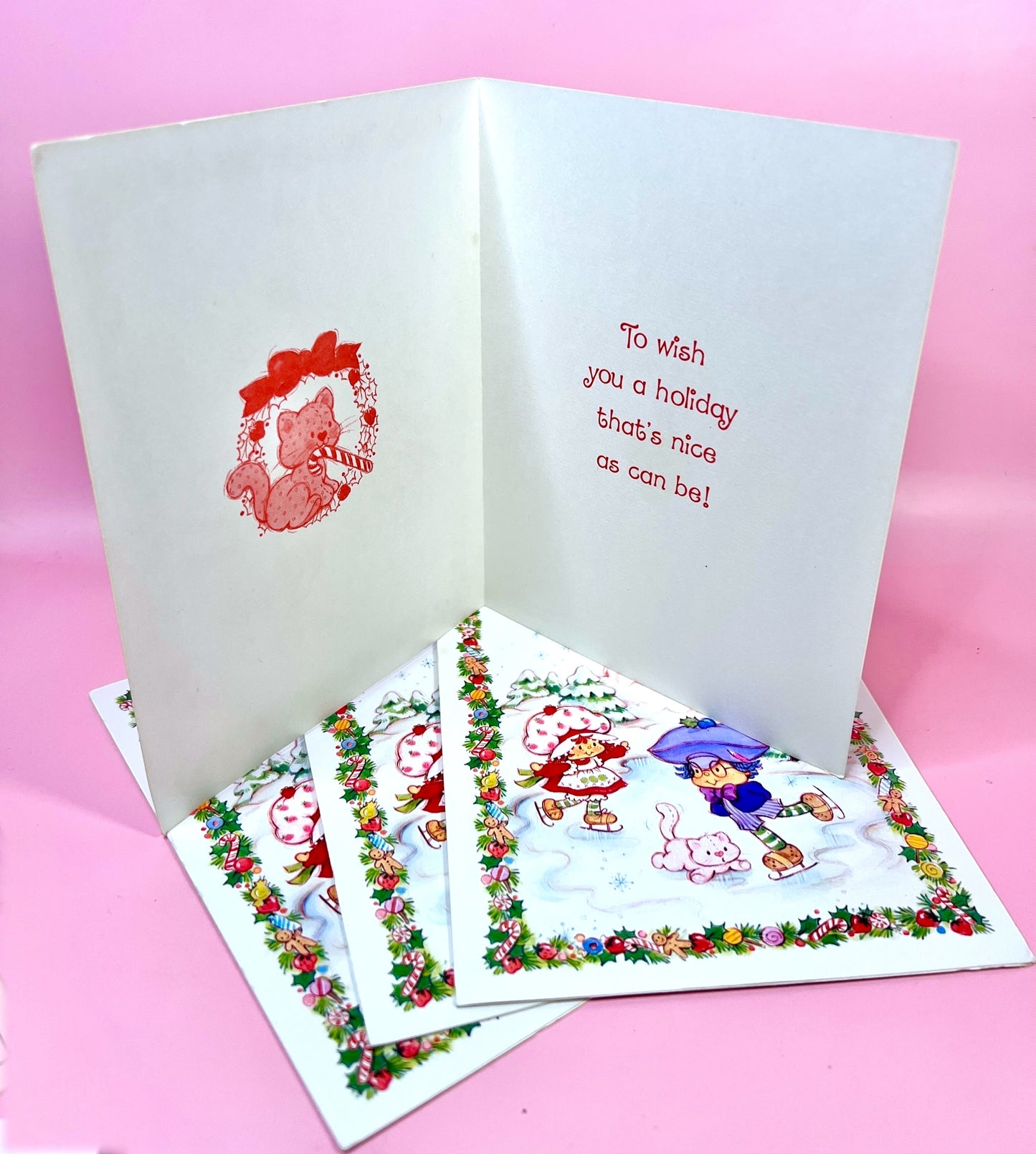 Set of 4 Vintage 1981 Strawberry Shortcake Unused Christmas Cards with Skating Scene