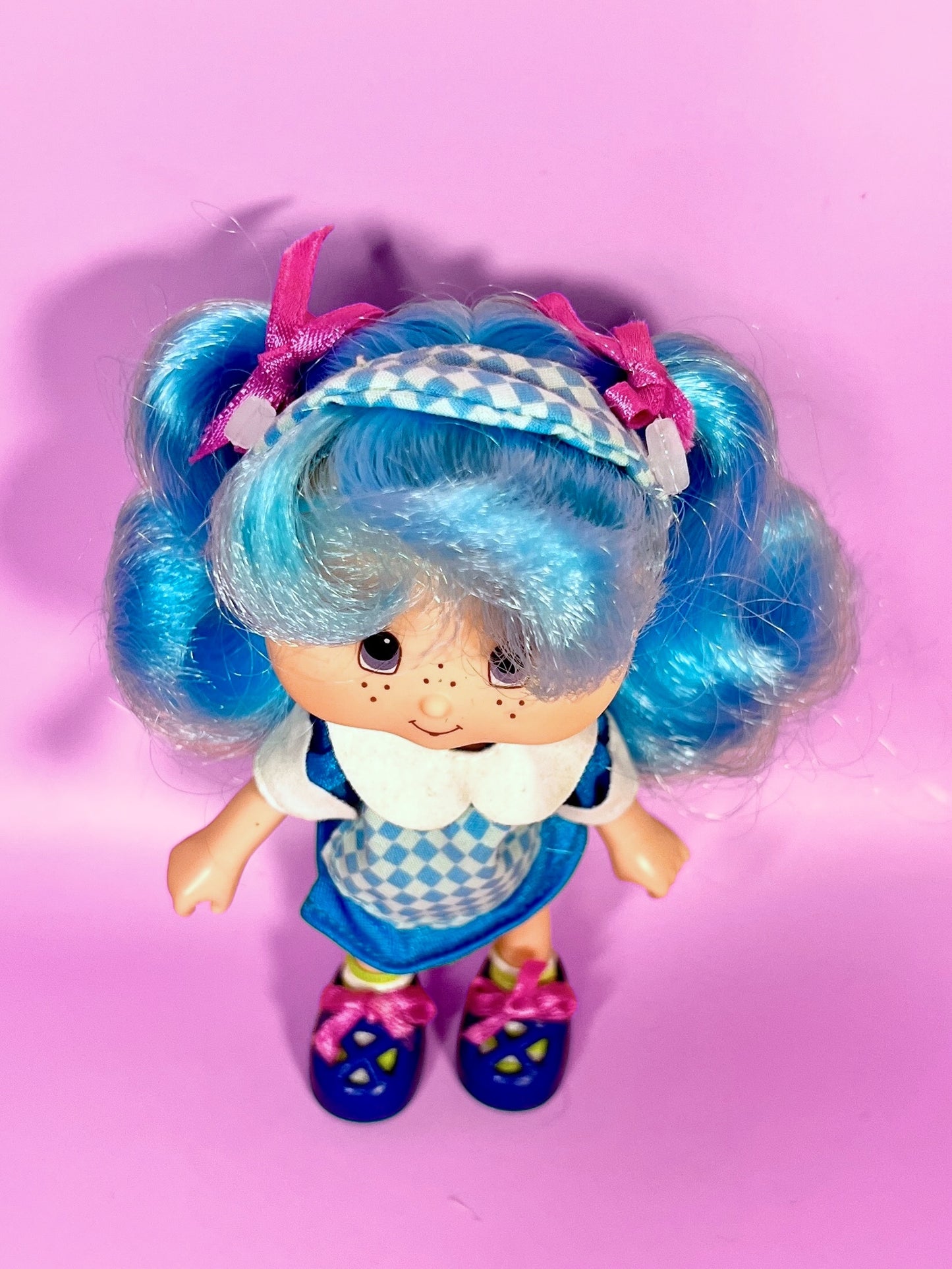 Vintage Rare THQ Blueberry Muffin doll from the 1991 Strawberry Shortcake Series