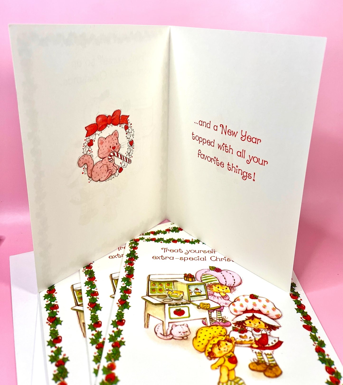 Set of 4 Vintage 1980 Strawberry Shortcake Unused Christmas Cards with Baking Scene
