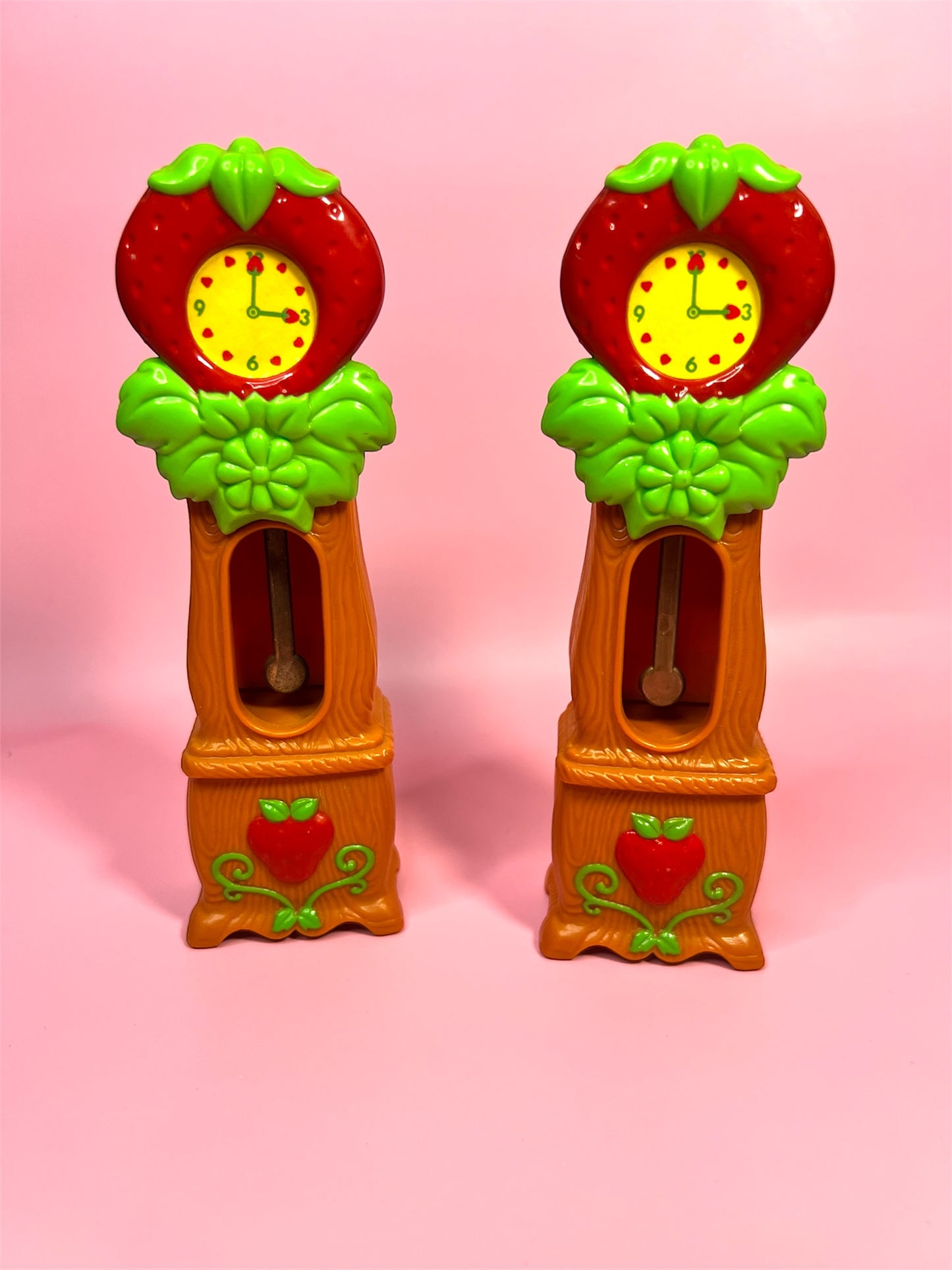 Vintage 1983 Strawberry Shortcake Berry Happy Home Living Room Couch
