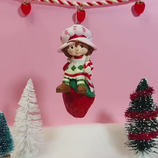 Boxed 1982 Vintage Strawberry Shortcake Ceramic Christmas