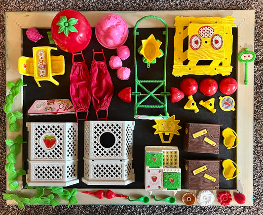 Pick a part! Vintage Strawberry Shortcake Replacement Parts for 1980s Play Sets - Pick and Choose What You Need! - Dolly Magic