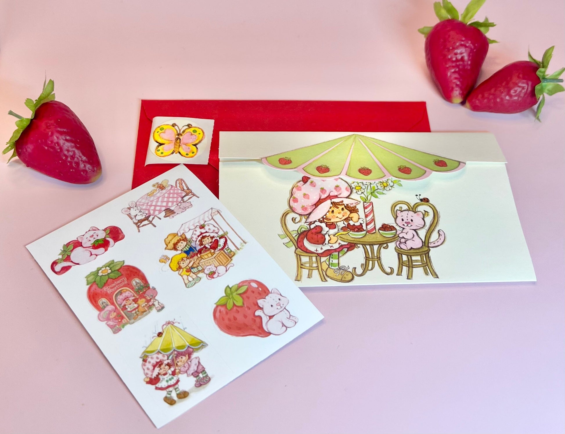 RARE Vintage 1981 Strawberry Shortcake Note Card (blank inside) with Stickers and Envelope! - Dolly Magic