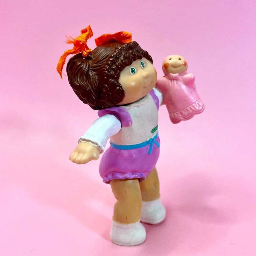 Vintage 1984 Cabbage Patch Kid Poseable 3.5 inch Figurine - Brown Braids with Baby Doll - Dolly Magic