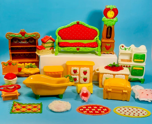 1983 Berry Happy Home Vintage Strawberry Shortcake Furniture - Choose Your Piece! - Dolly Magic