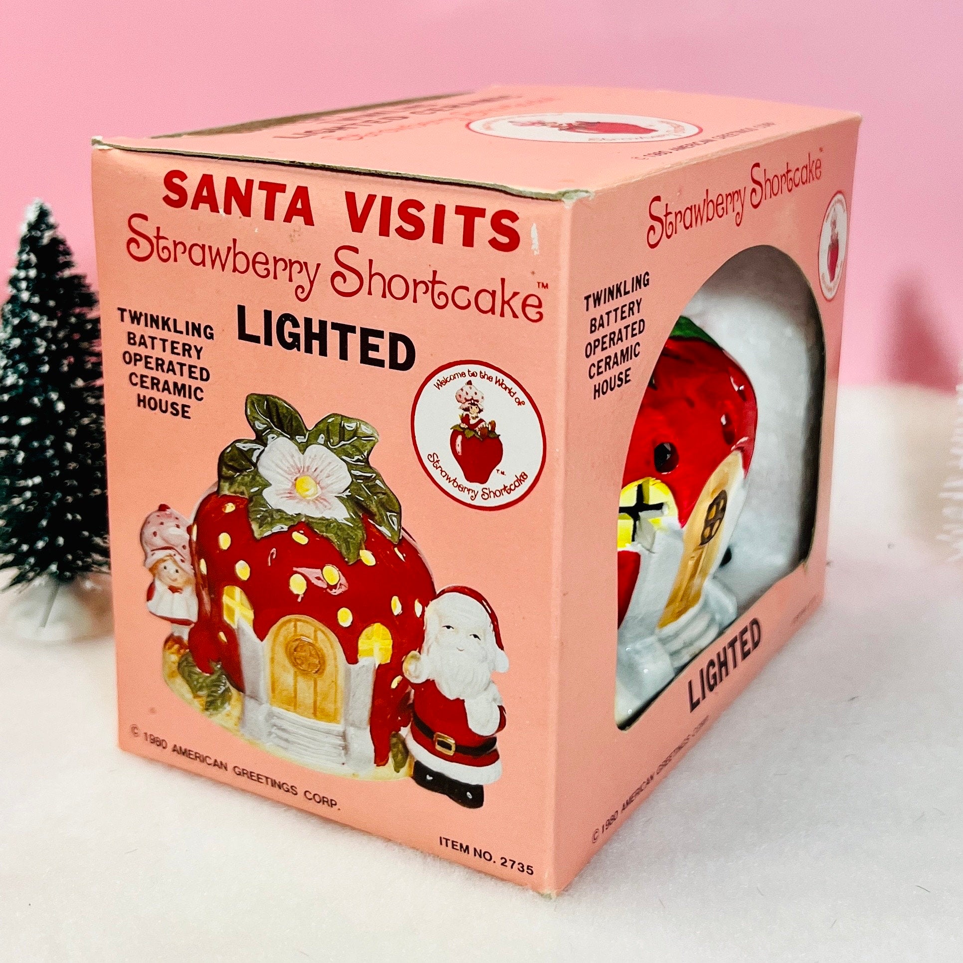 Vintage 1980 "Santa Visits Strawberry Shortcake" Christmas Twinkling Light Up Ceramic Berry House with Original Box - Dolly Magic