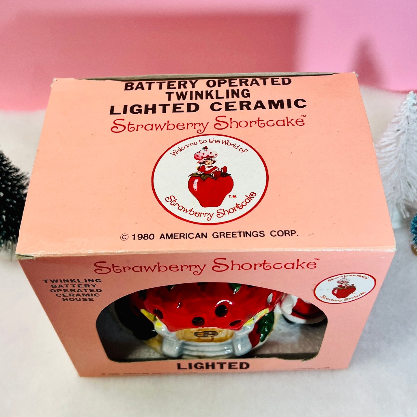 Vintage 1980 "Santa Visits Strawberry Shortcake" Christmas Twinkling Light Up Ceramic Berry House with Original Box - Dolly Magic