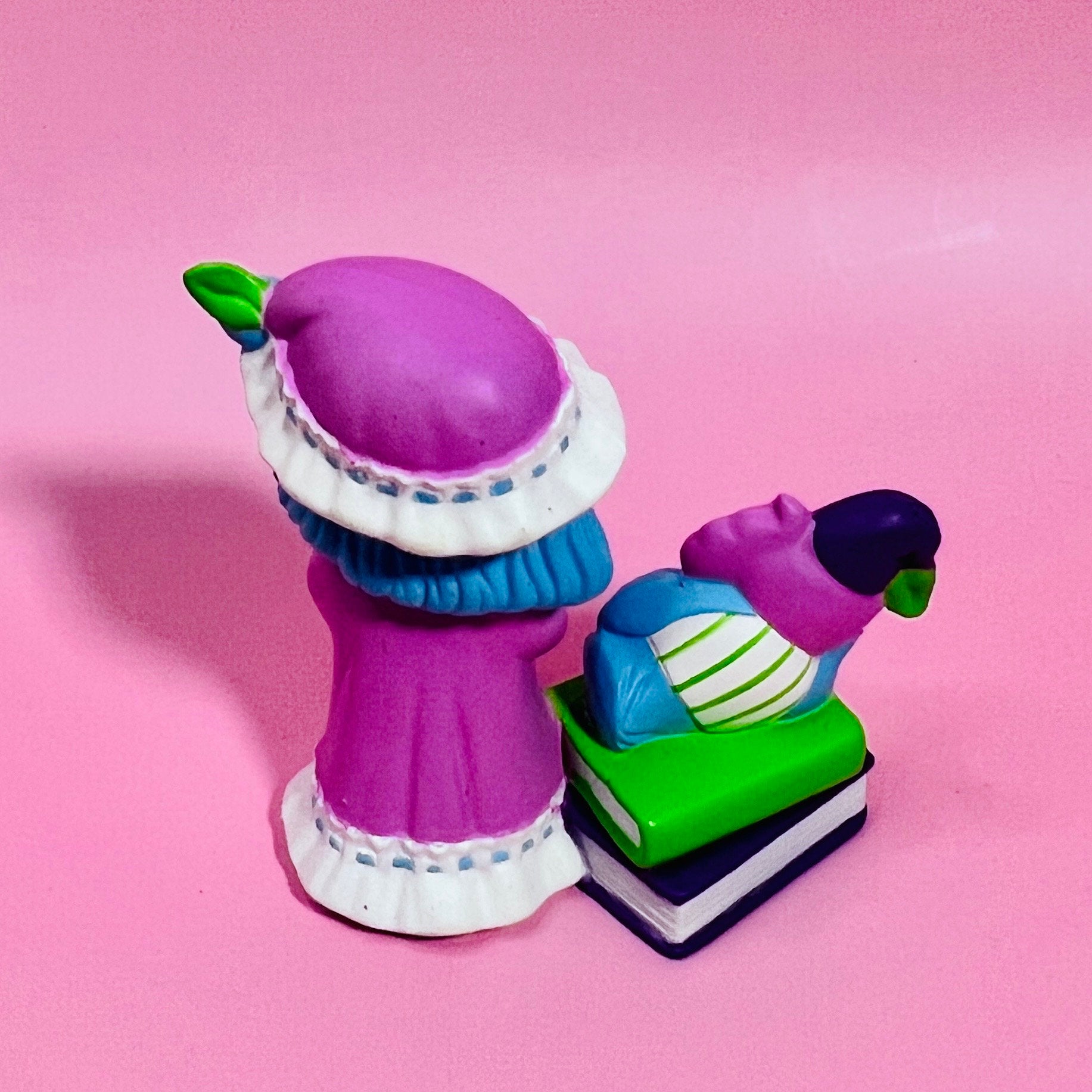 RARE Strawberry Shortcake Strawberryland Vintage Miniature Figurine AGC 1984: Plum Pudding SCENTED & Mint Condition! - Dolly Magic